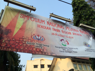 The National Symposium on Worship was hosted by Jakarta Theological Seminary on their campus in August 2014. Pastors and worship leaders came from many different Indonesian islands.